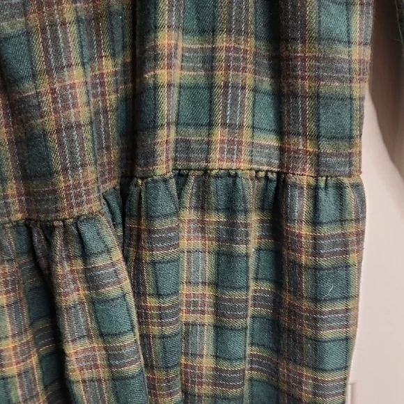 Chelsea & Violet Green Flannel Plaid Mini Dress. - Picture 5 of 14